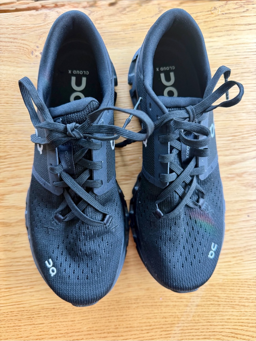 On Cloud Women's Black Cloud Lightweight Running Training Shoe Sneakers - Picture 8 of 11